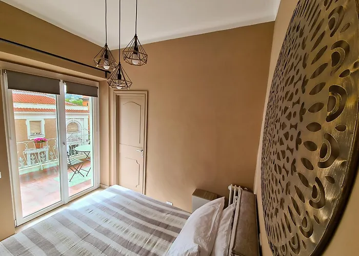 Konukevi Boutique Valadier 4*